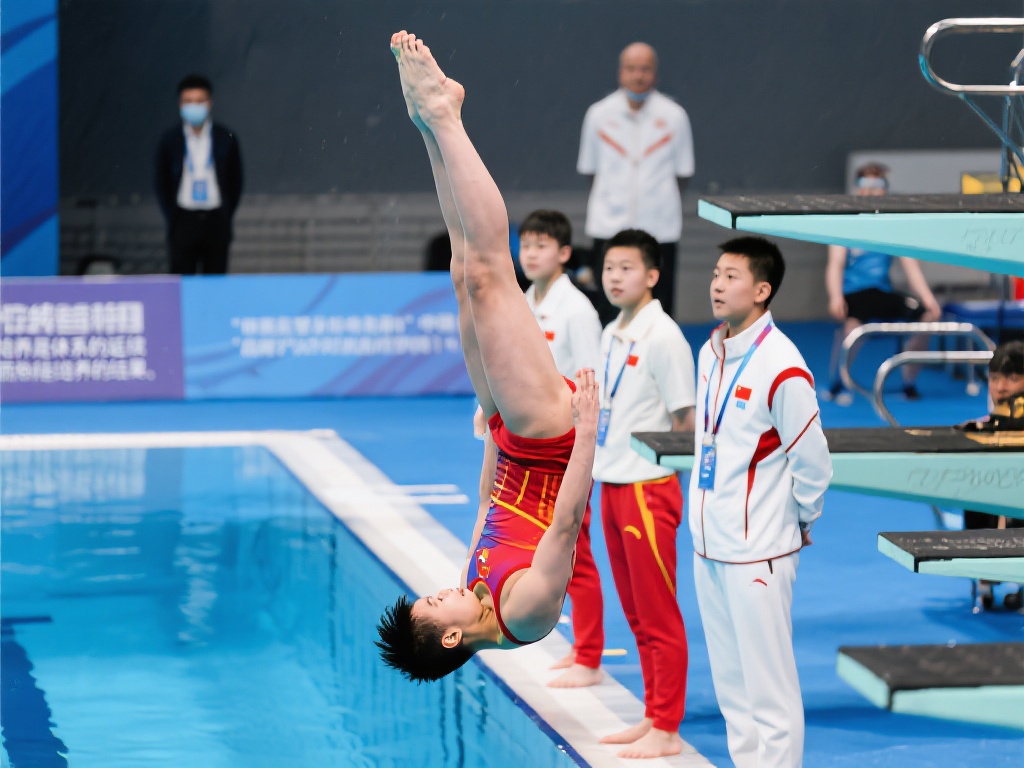 “续约加薪后态度懈怠！拉什福德夜店狂欢缺训恐遭65万镑重罚”